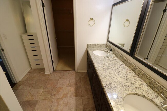 Building Photo - 5439 Lady Bug Ln