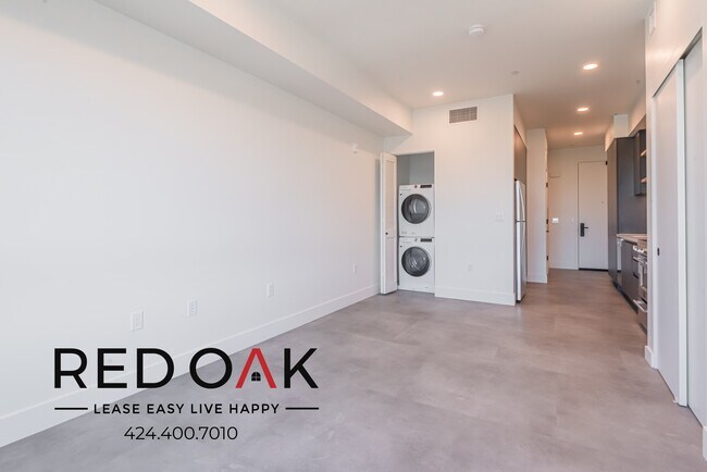 Building Photo - 3450 W 43rd St