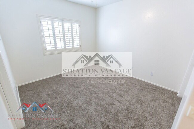 Building Photo - 11527 East Starkey Avenue