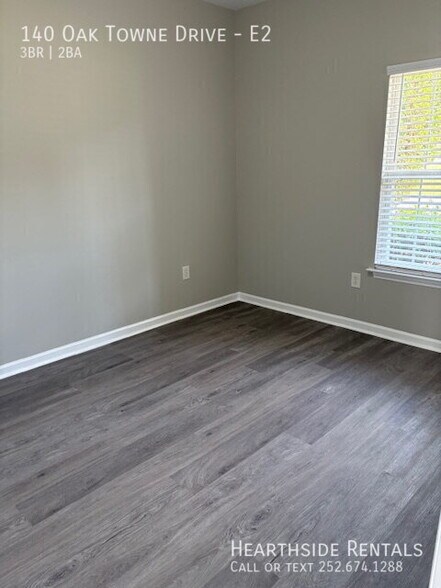 Building Photo - 140 Oak Towne Dr