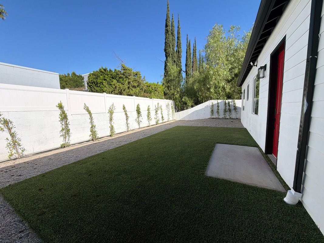 Building Photo - 6235 Penfield Ave