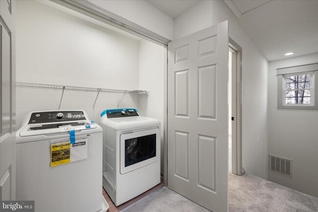 Building Photo - 209 Winchester Dr