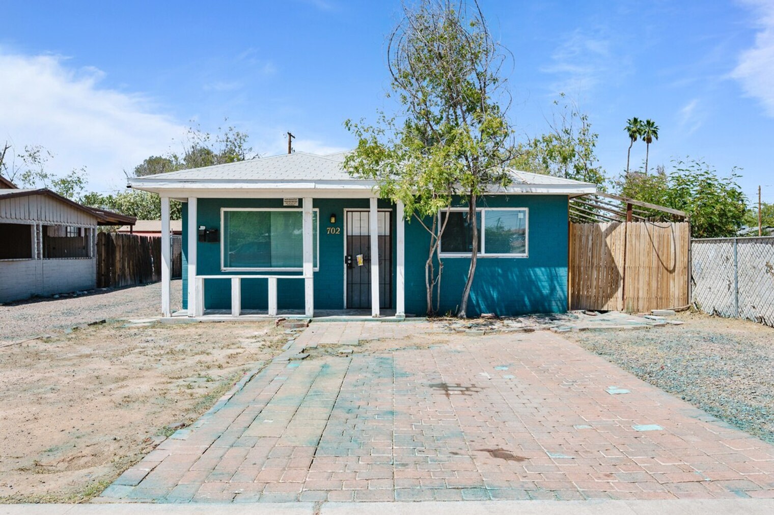 Building Photo - 731 W Pepper Pl