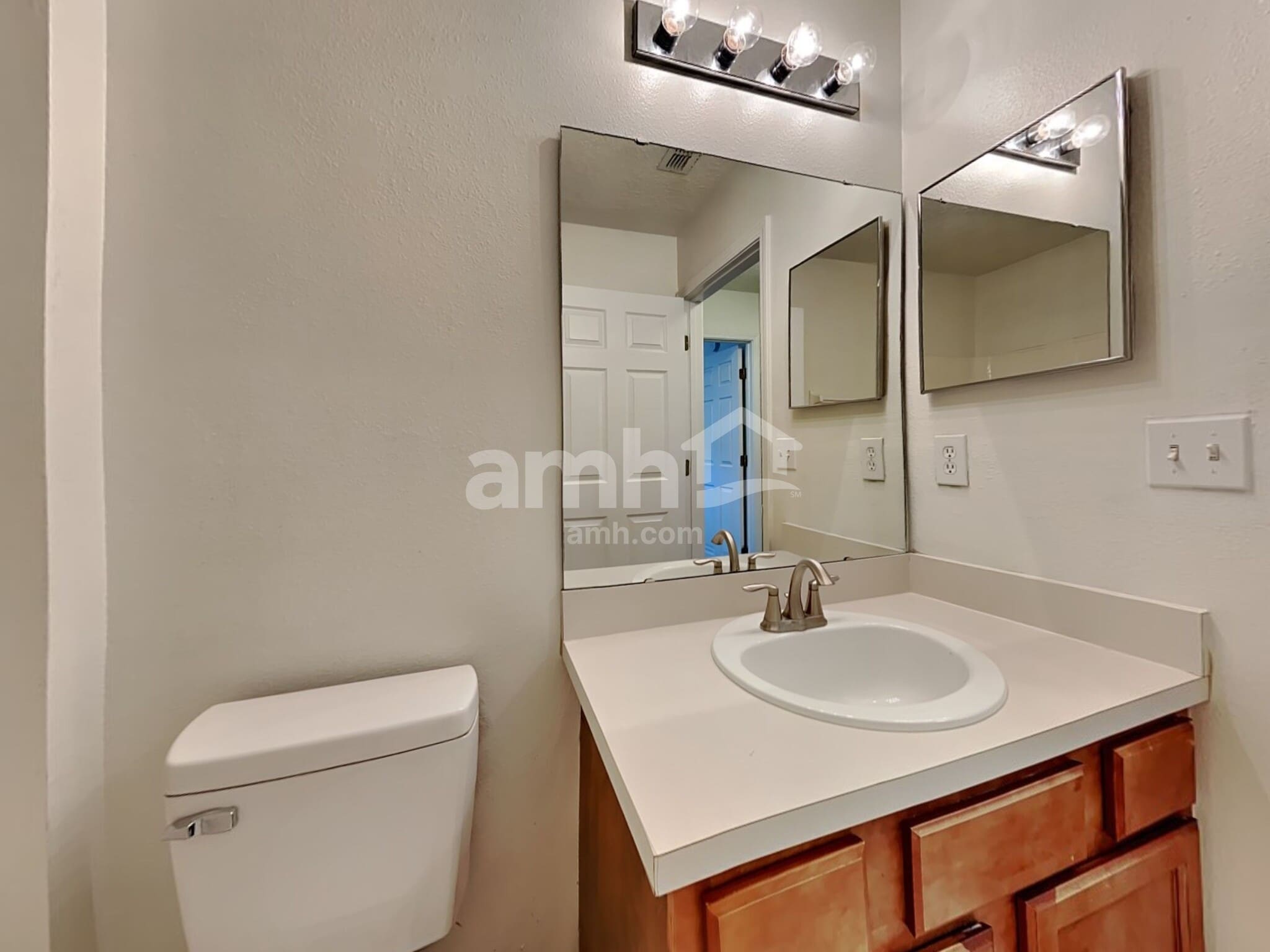 Building Photo - 201 Marisco Way