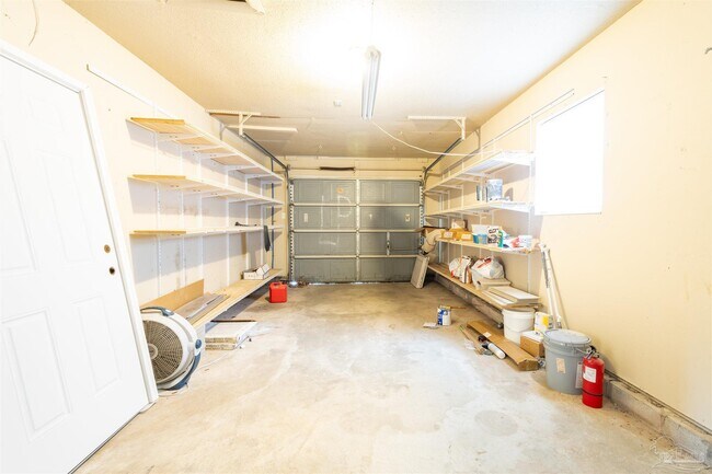 Building Photo - 2071 Colony Rd