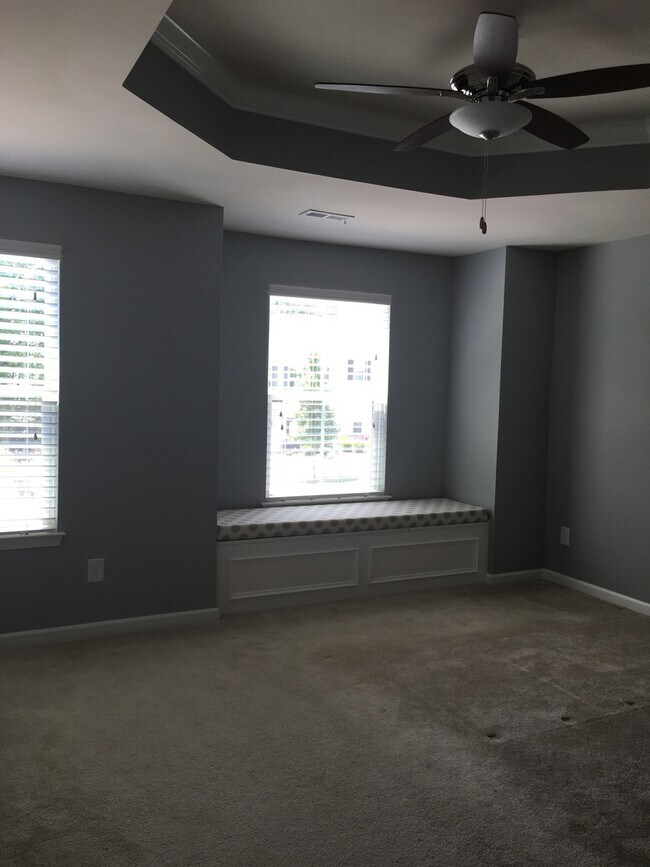 Building Photo - 113 Grande Sky Ct