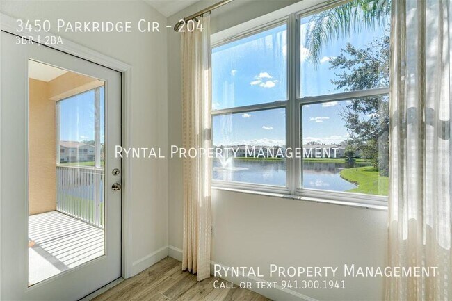 Building Photo - 3450 Parkridge Cir