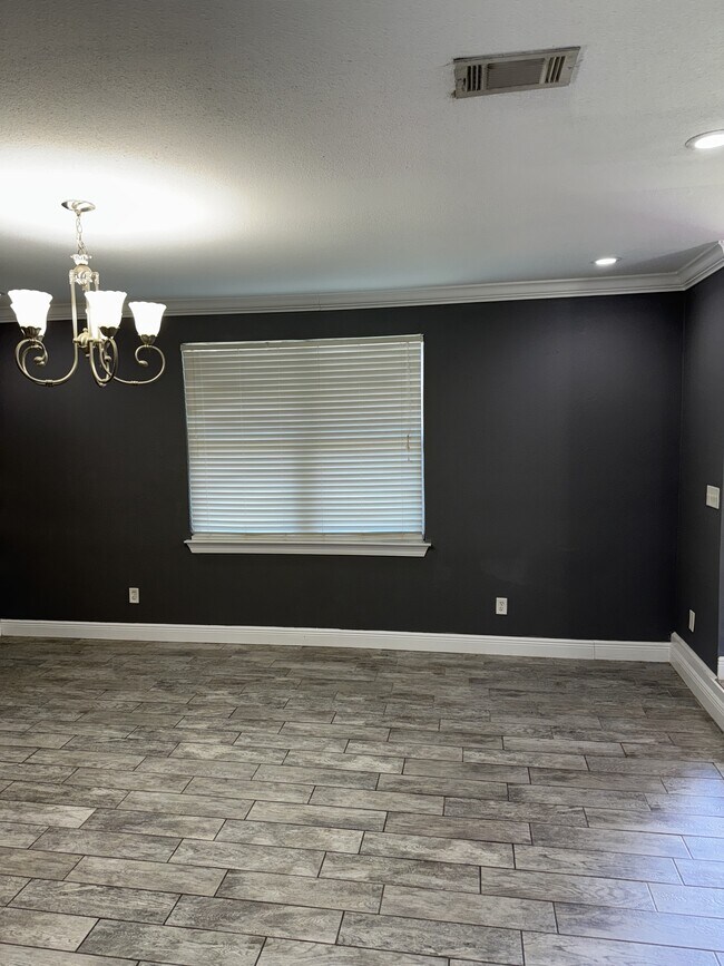 Building Photo - 8240 Tempest Dr