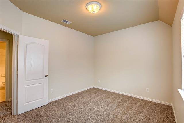 Building Photo - 4321 Peregrine Way