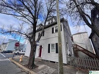 Building Photo - 165 W Nesquehoning St