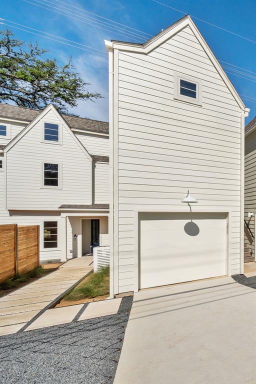Building Photo - 1802 Overhill Dr