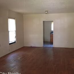 Building Photo - 507 Champ Clark St