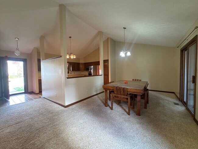 Building Photo - 9229 Westdrum Ct