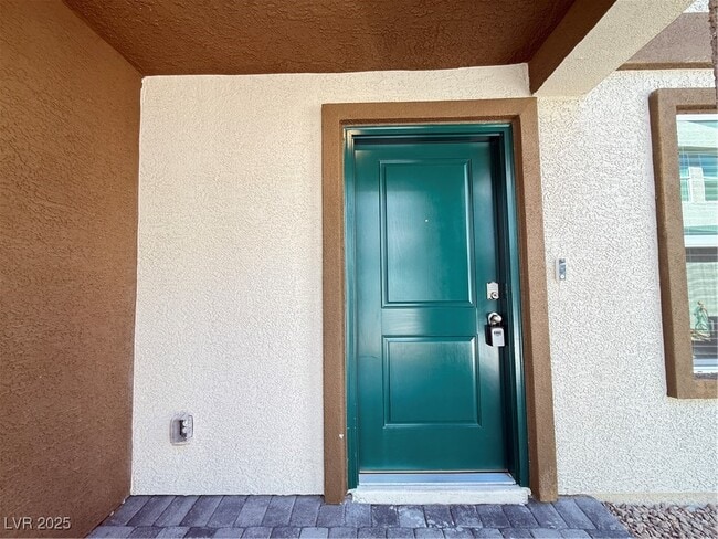 Building Photo - 4830 Currant Rdg Ave