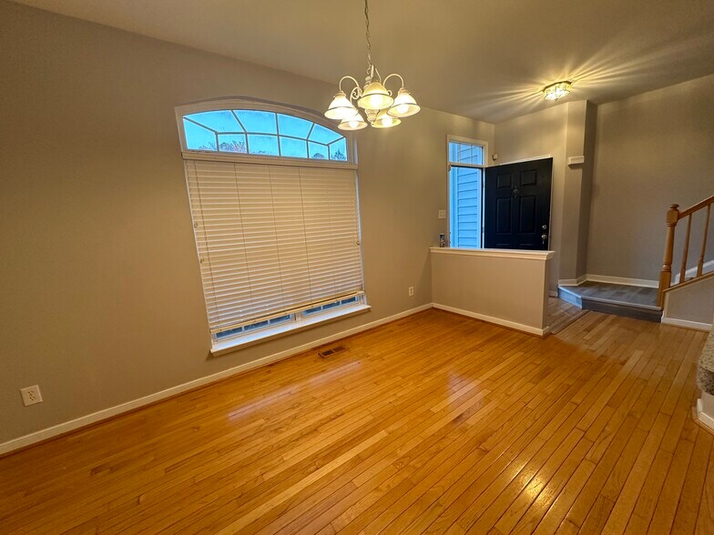 Building Photo - 11477 Abbots Cross Ln