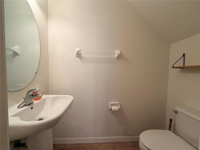 Building Photo - 4212 Bismarck Palm Dr
