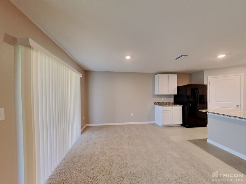 Building Photo - 2007 12th St SE