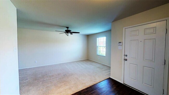 Building Photo - 2914 Whispering Pine Blvd