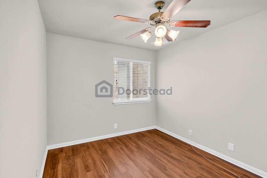 Building Photo - 9405 Sweetgum Dr