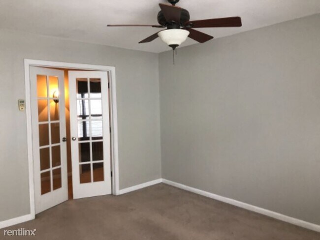 Building Photo - 3 br, 2.5 bath Condo - 135 Harbor Village Dr