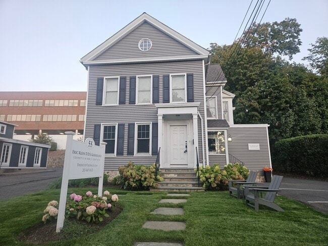 Primary Photo - 55 East Ave
