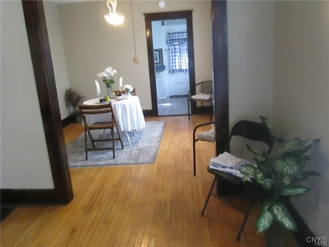 Building Photo - 385 Pawling St