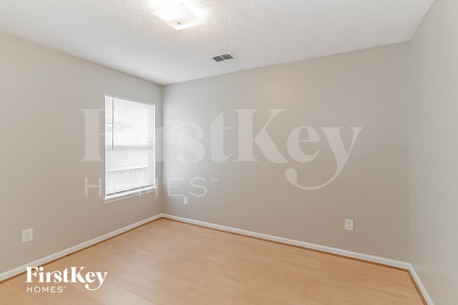 Building Photo - 12658 Holly Springs Ct