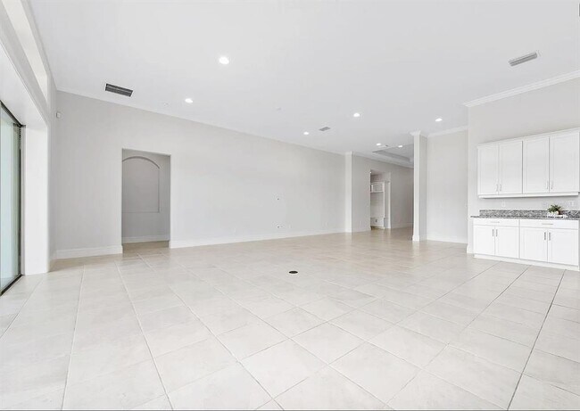 Building Photo - 13833 Abberwick Dr
