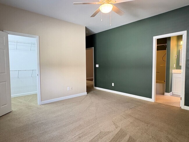 Building Photo - 804 Pelican Ln
