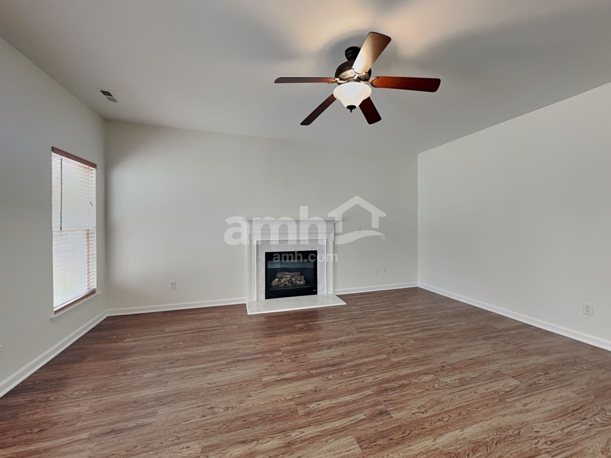 Building Photo - 1039 Canopy Dr