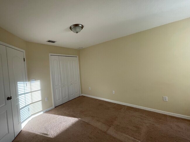 Building Photo - 4046 Mountain Chestnut Way