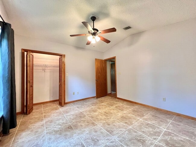 Building Photo - Fabulous house in Avondale on the East side of Tallahassee
