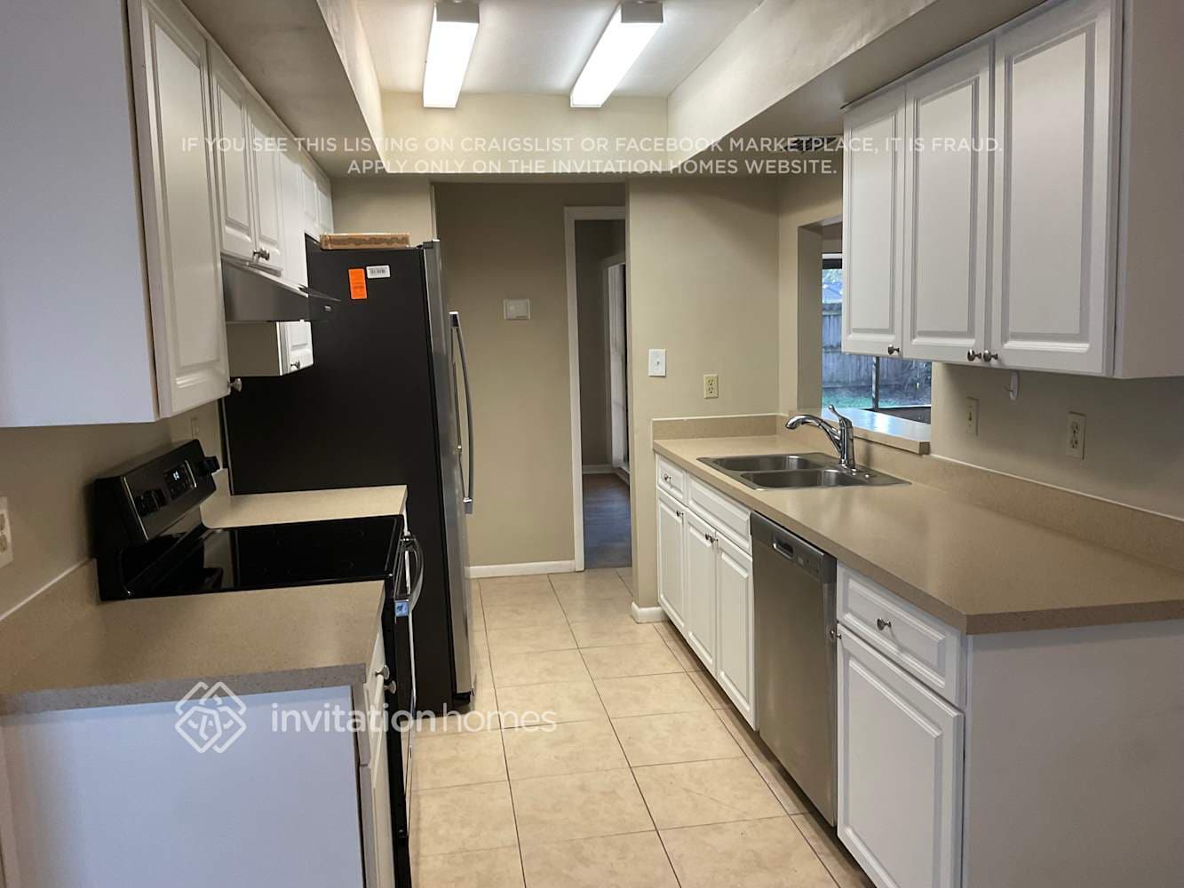 Building Photo - 16027 Eagle River Way