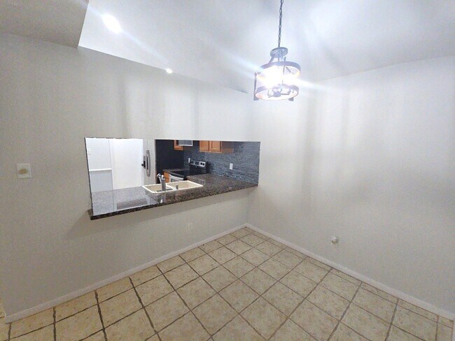 Building Photo - 8718 Roaring Point Dr