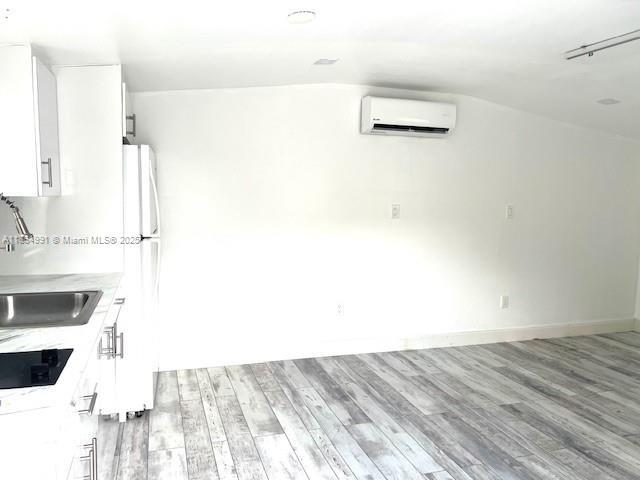Building Photo - 4350 S University Dr