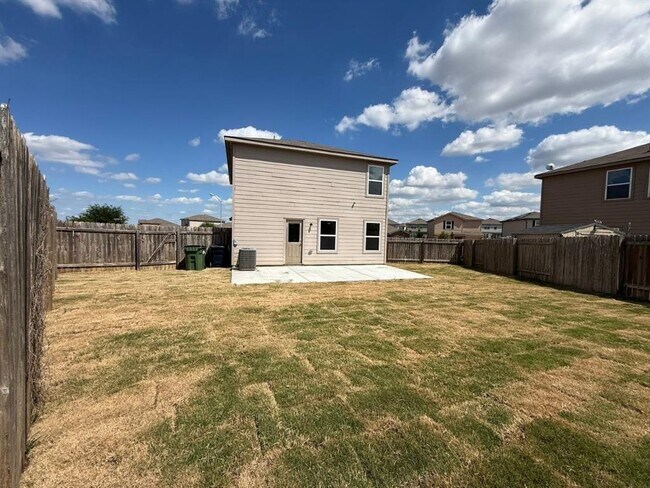 Building Photo - 3000 Cressler Ln