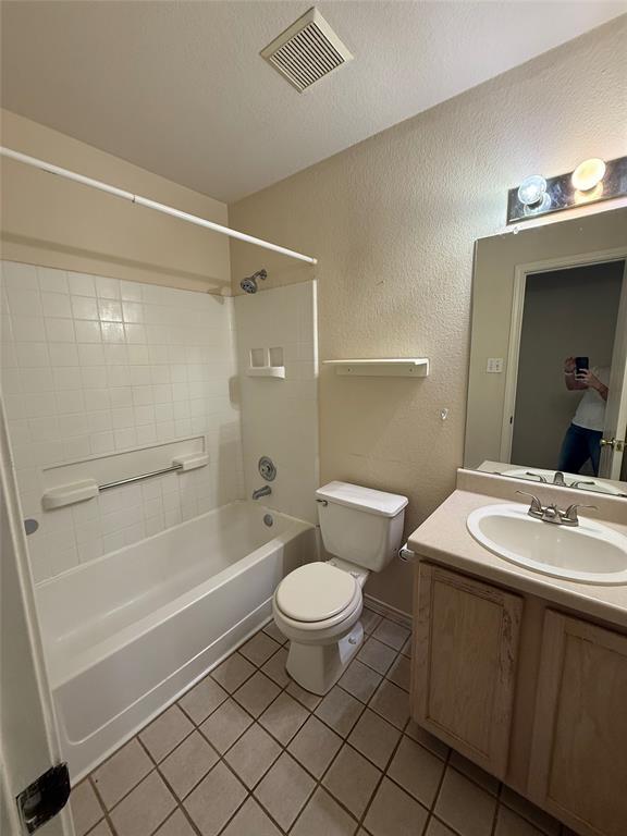 Building Photo - 224 Jim Miller Dr