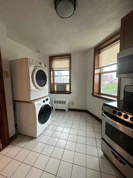 Building Photo - 41 Sheafe St