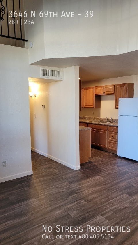 Building Photo - 3646 N 69th Ave