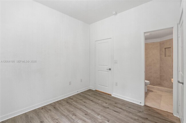 Building Photo - 1385 NW 208th Terrace