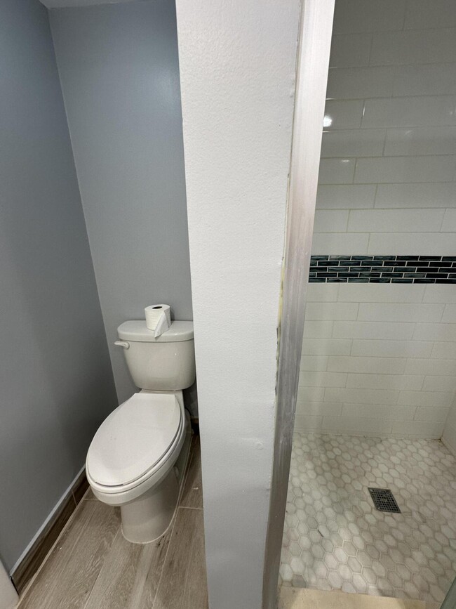 Building Photo - 308 3rd Ct
