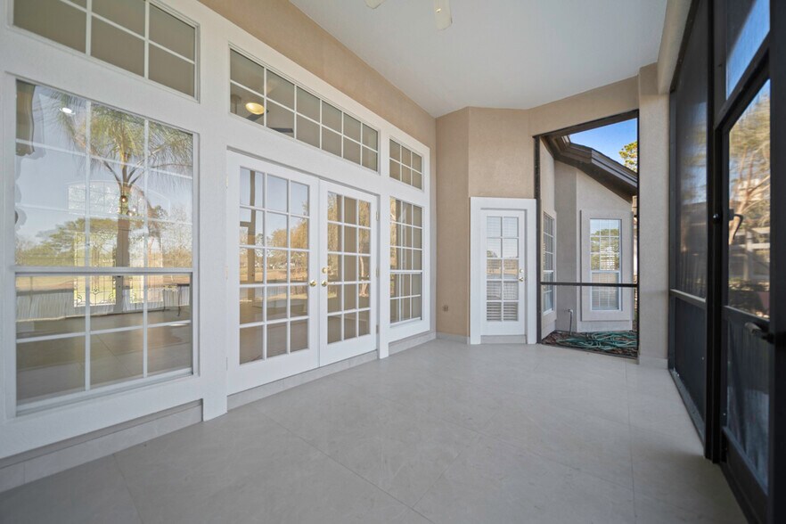 Building Photo - 10061 Vineyard Lake Rd E