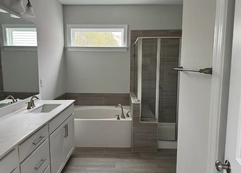 Building Photo - 152 Canyon Gap Way