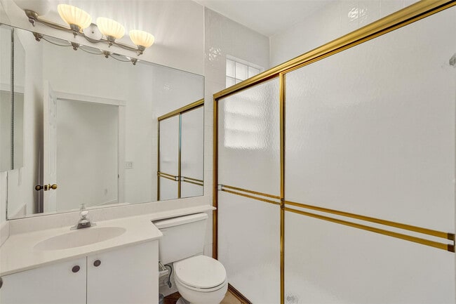 Building Photo - 10902 Tamoron Ln