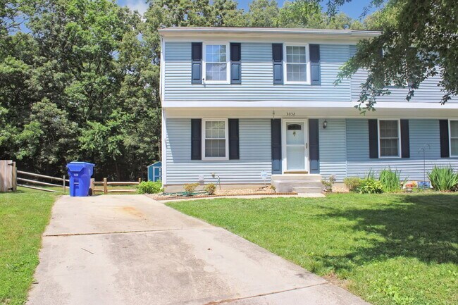 Building Photo - 3032 Churchill Ct