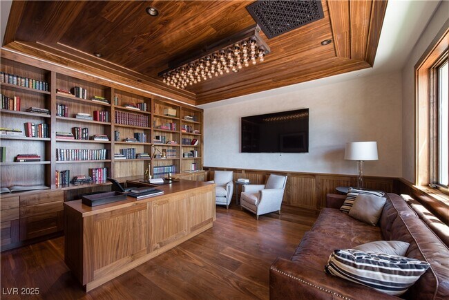 Building Photo - 5 Promontory Pointe Ln