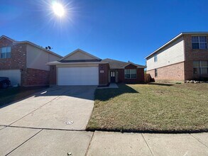 Building Photo - Saginaw Texas Homes For Rent  "Eagle Mtn-s...