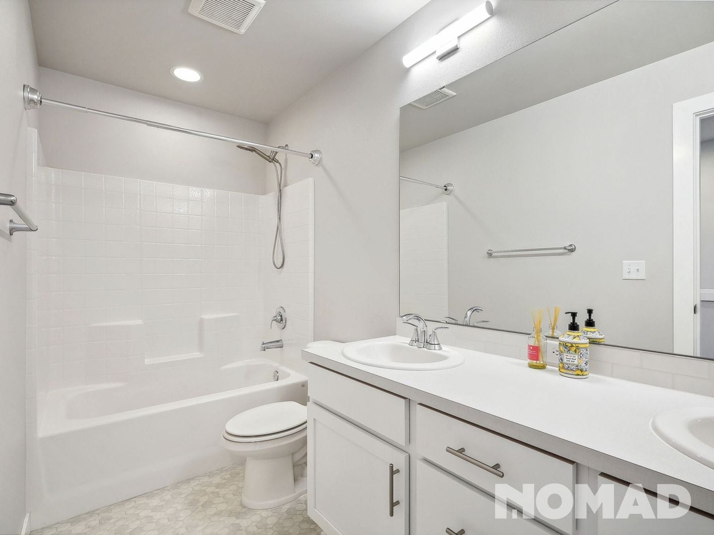 Building Photo - 12920 193rd Ave E