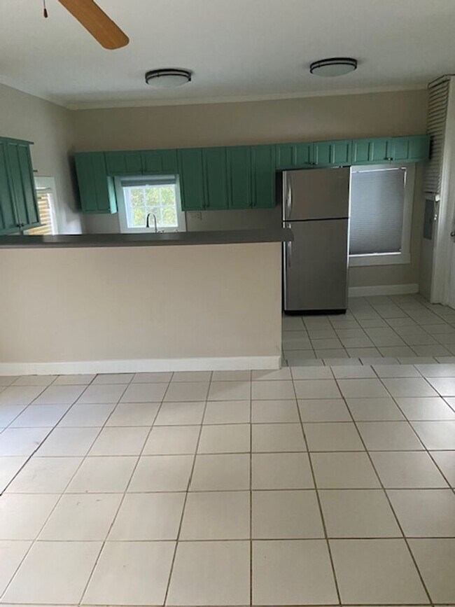 Building Photo - Beautiful 3brm, 2bath Home in Heart of Burns!!