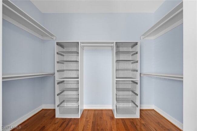 Building Photo - 5328 Mayfair Ct